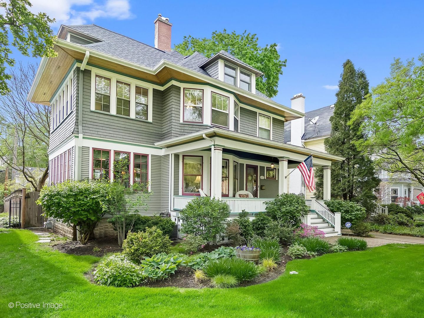 112 S WAIOLA Avenue, La Grange, IL