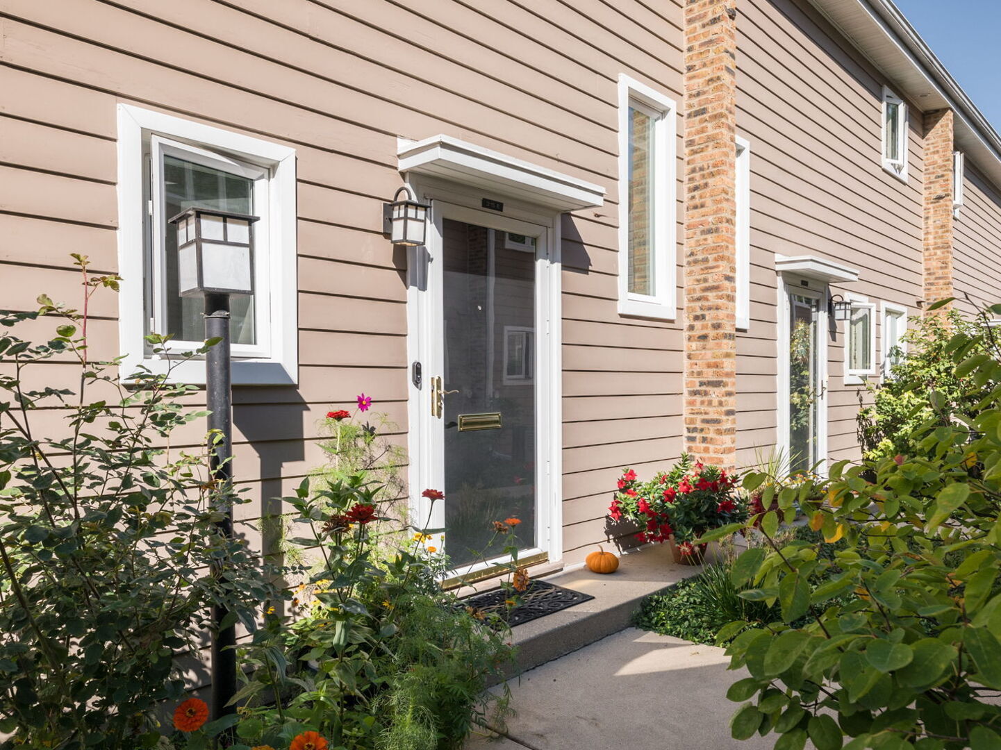 315 Hawthorn Avenue #E, Glencoe, IL