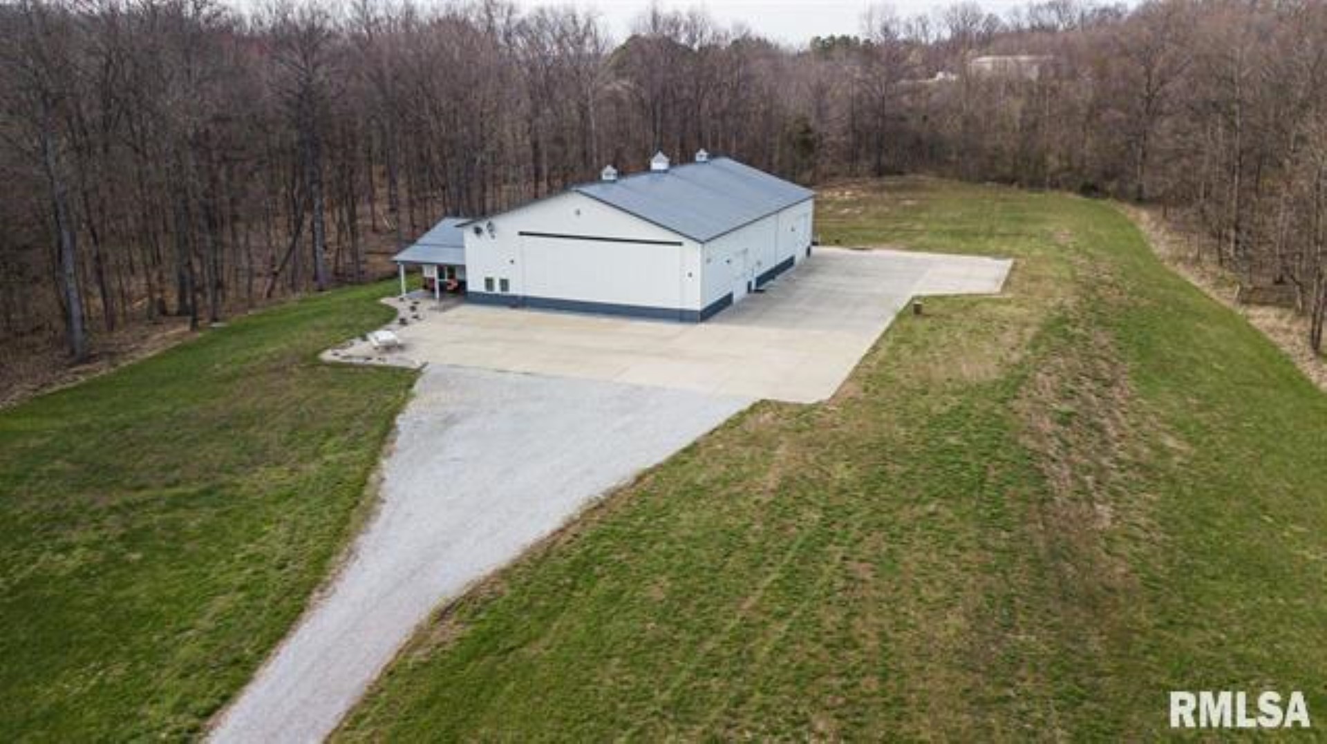 4763 State Route 127 Highway, Cobden, IL