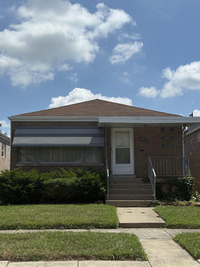 14221 S Emerald Avenue, Riverdale, IL