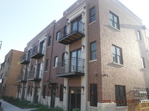 2534 N HARLEM Avenue #303, Elmwood Park, IL