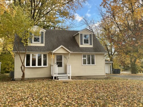 321 Janet Avenue, Darien, IL