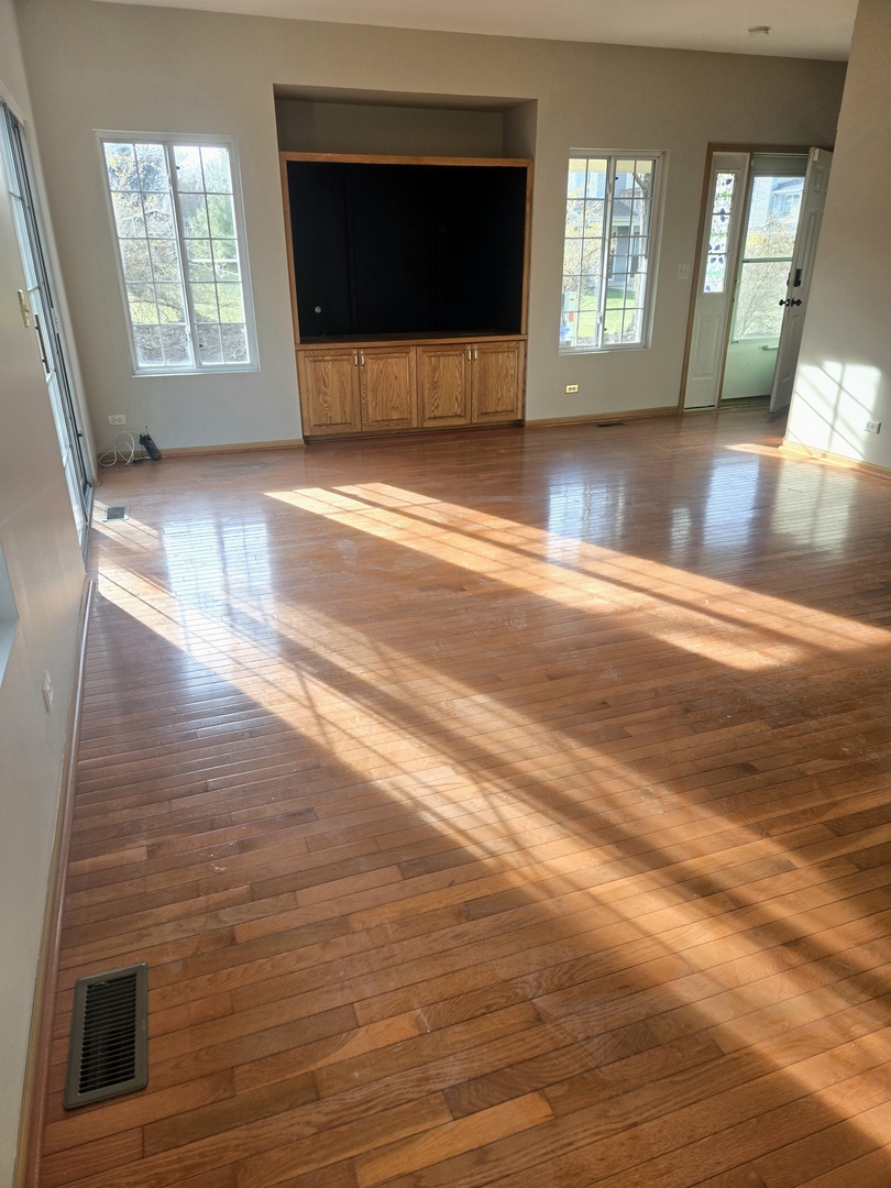 308 Windsor Court #C, South Elgin, IL