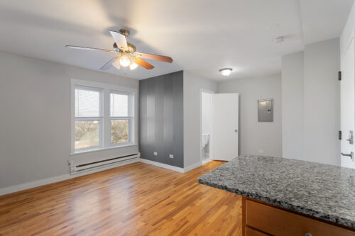 7450 N Greenview Avenue #32, Chicago, IL