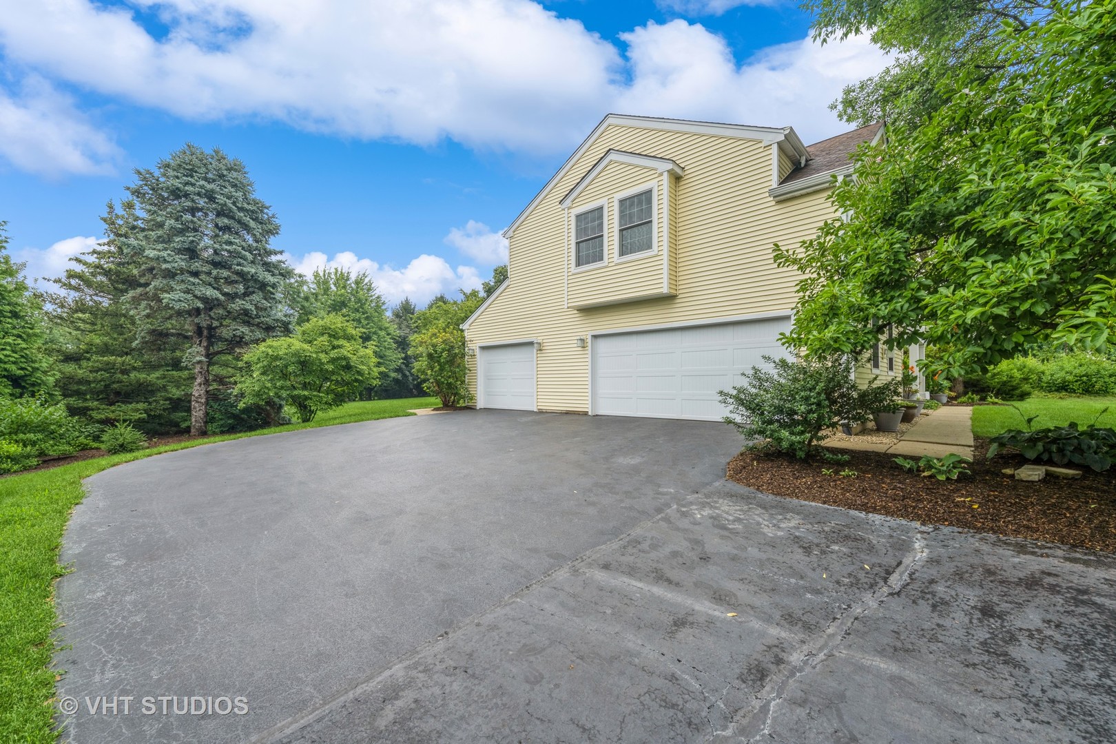 603 Arlington Parkway, Sleepy Hollow, IL