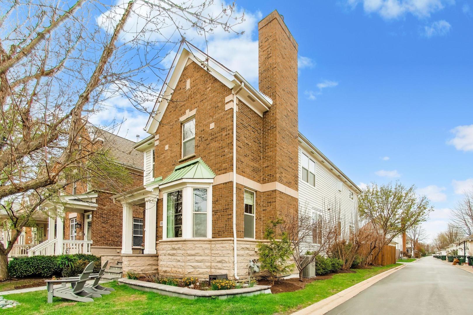 2151 Mint Lane, Glenview, IL