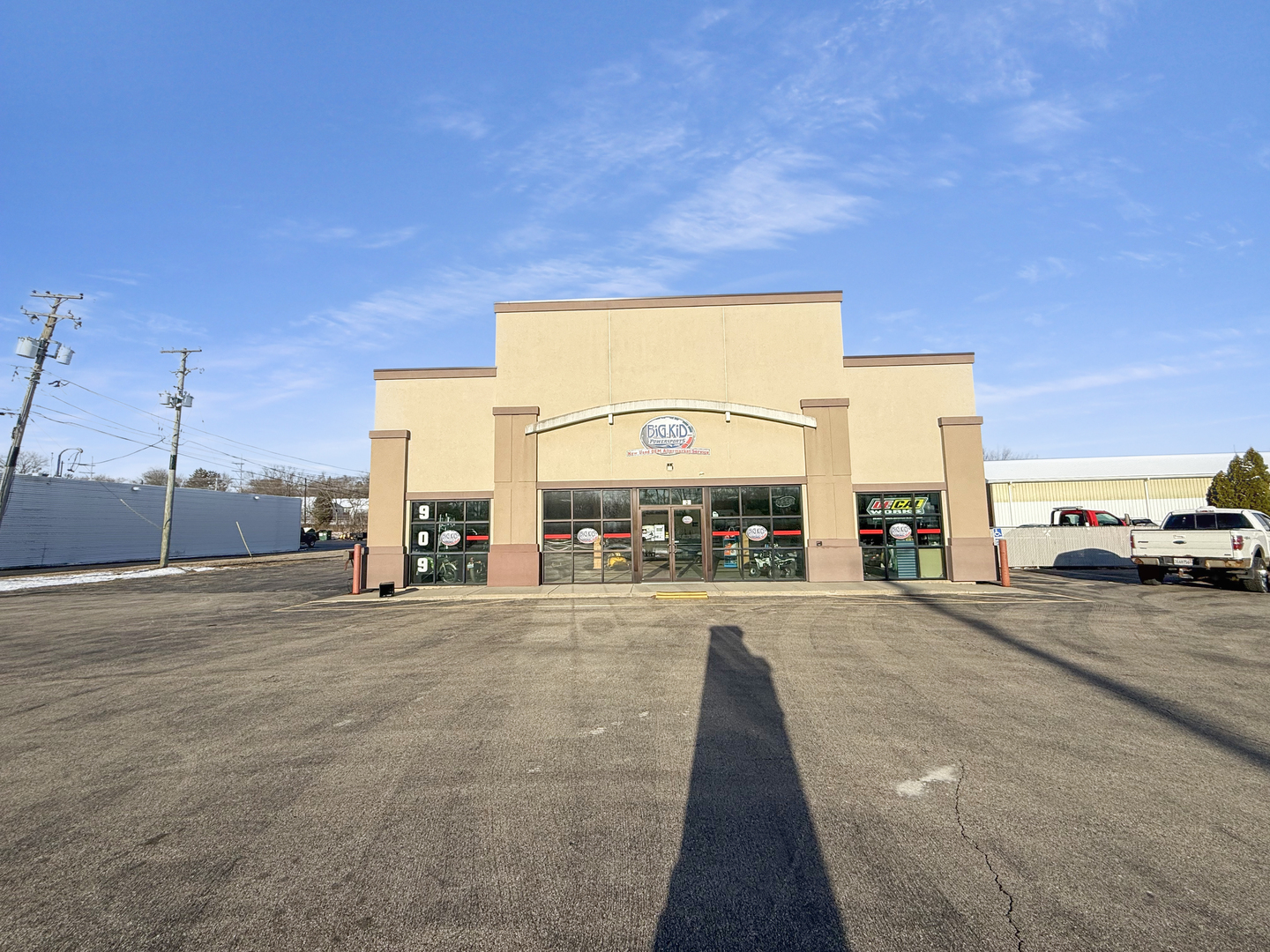 909 Front Street, McHenry, IL