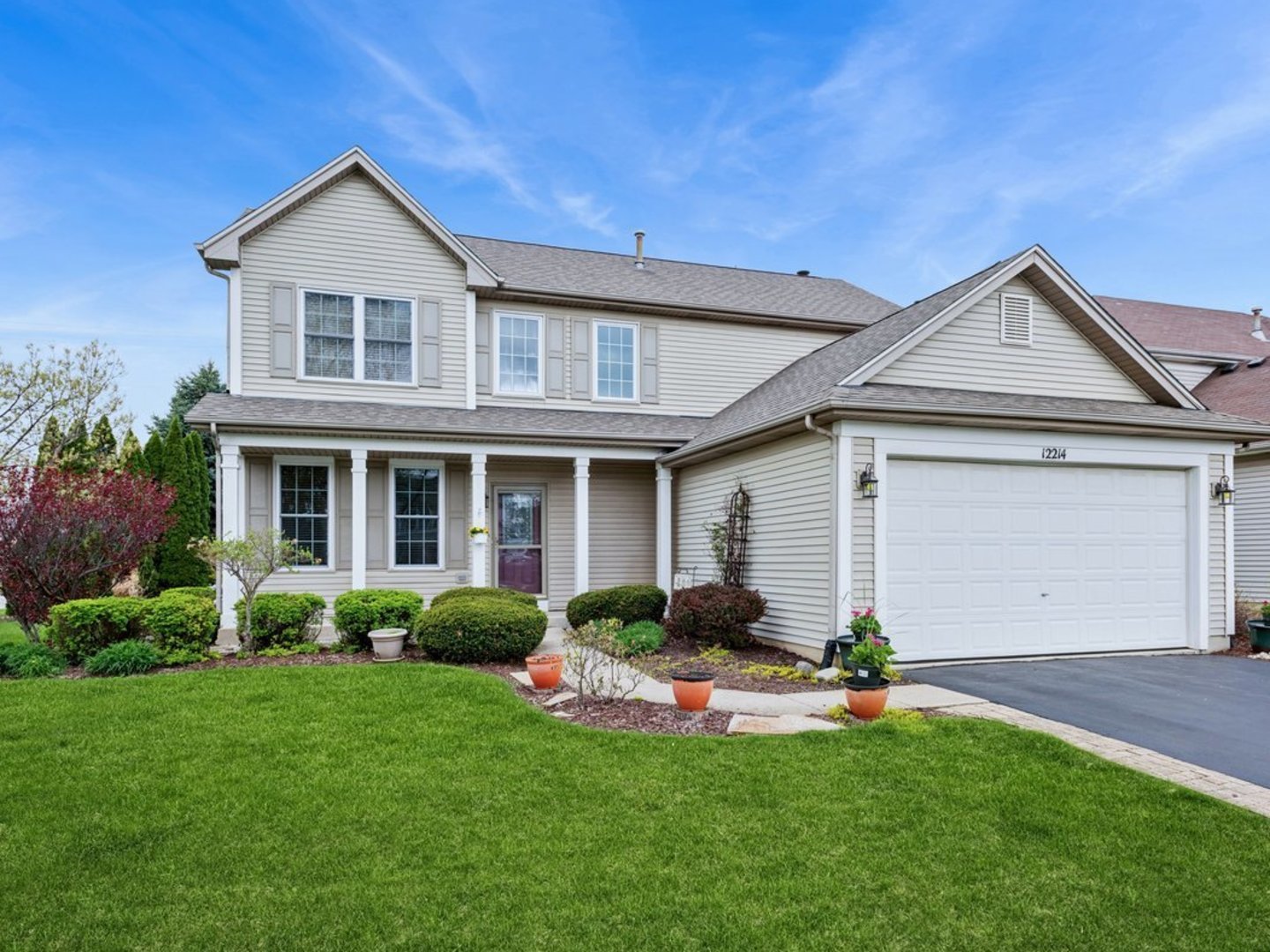 12214 S White Oak Drive, Plainfield, IL