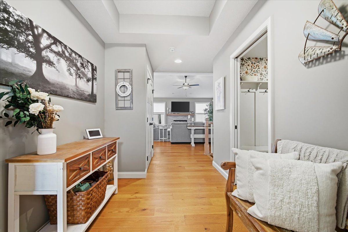 6 Bucktown Court, Bloomington, IL