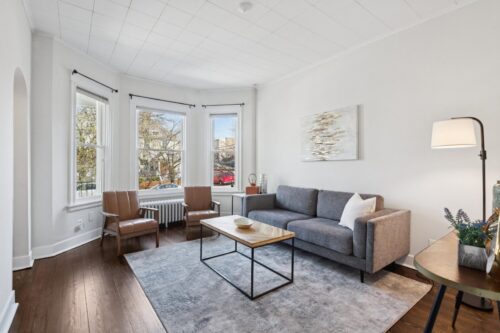 1619 W Bryn Mawr Avenue, Chicago, IL