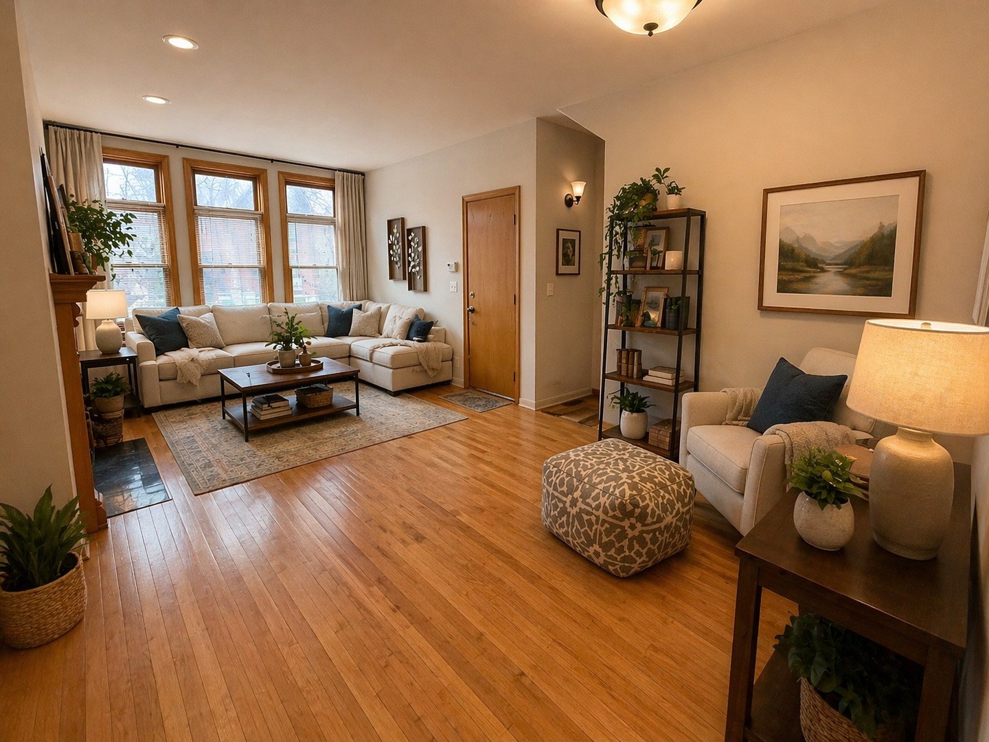 1463 N Leavitt Street #1, Chicago, IL