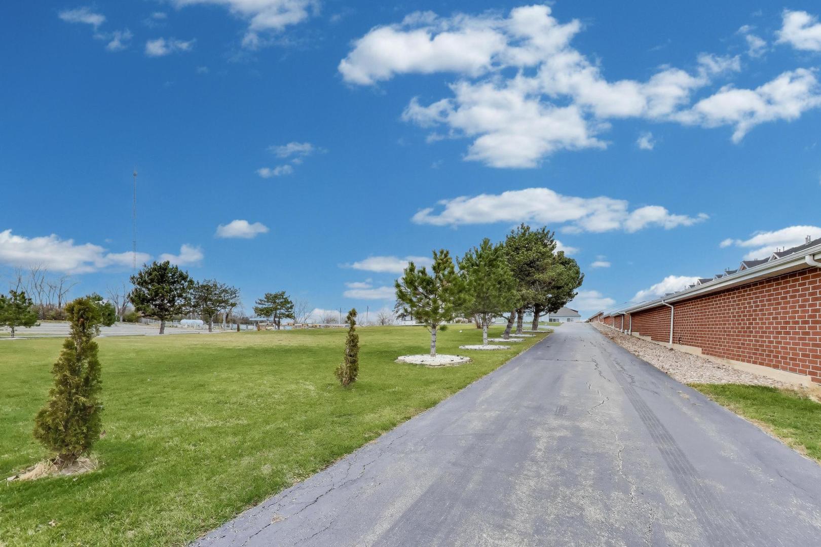 9910 W 167th Street, Orland Park, IL