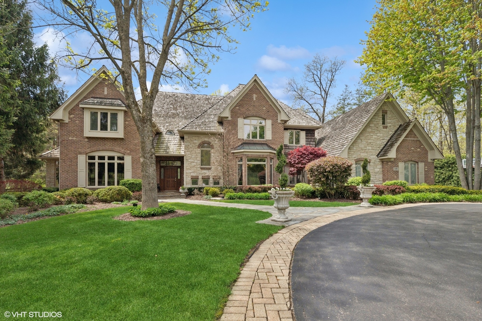 1181 Gavin Court, Lake Forest, IL