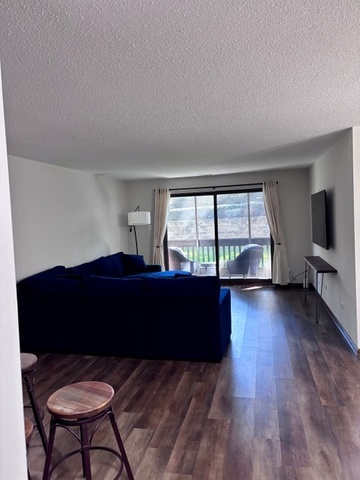 7737 W Golf Drive #101, Palos Heights, IL