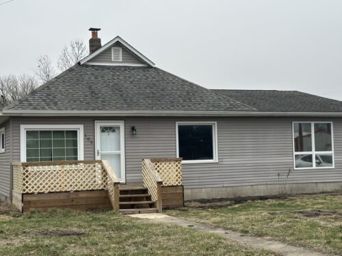 105 N Epperson Drive, Mcleansboro, IL