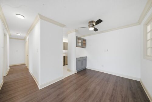 645 Grove Drive #202, Buffalo Grove, IL