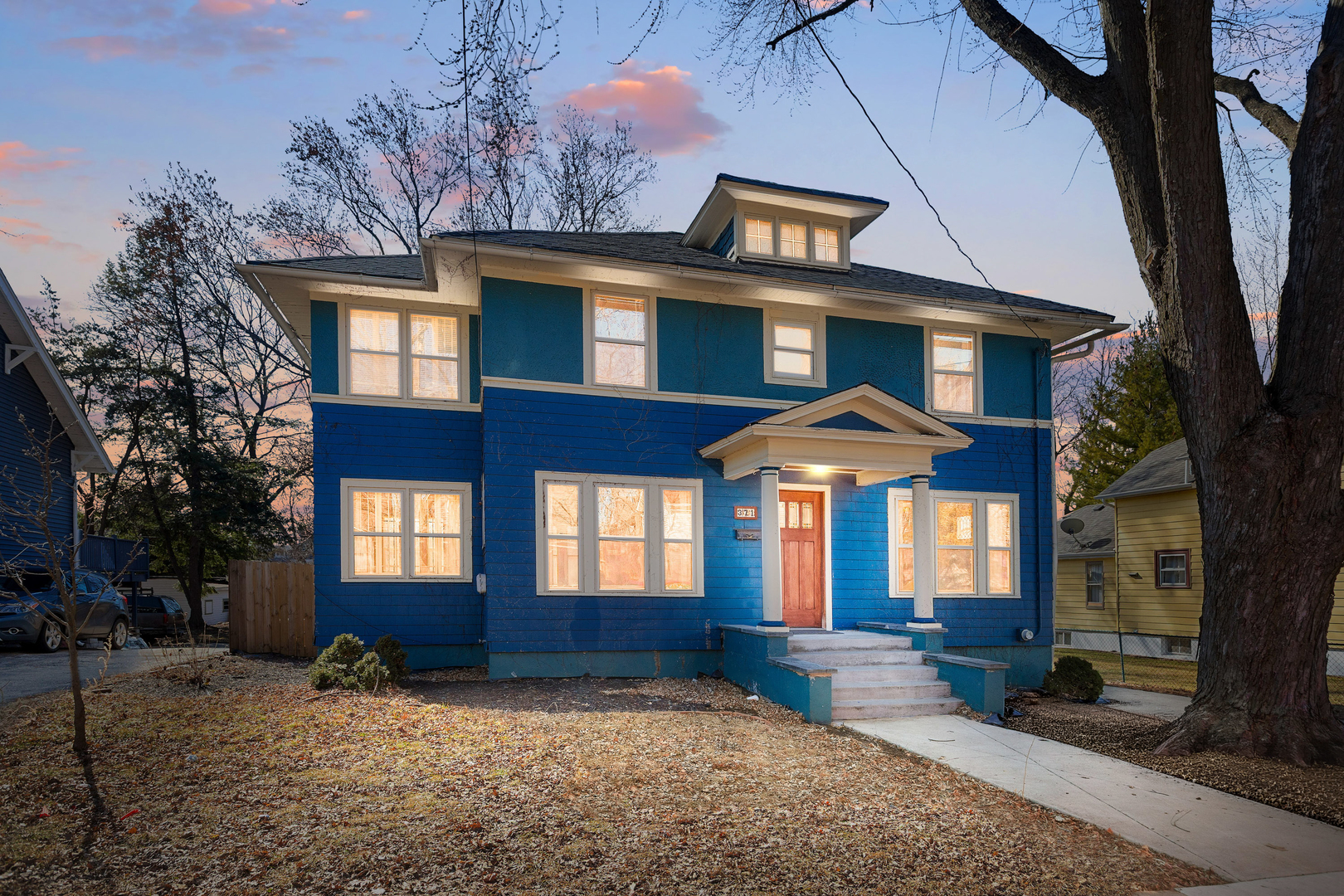 371 North Street, Elgin, IL