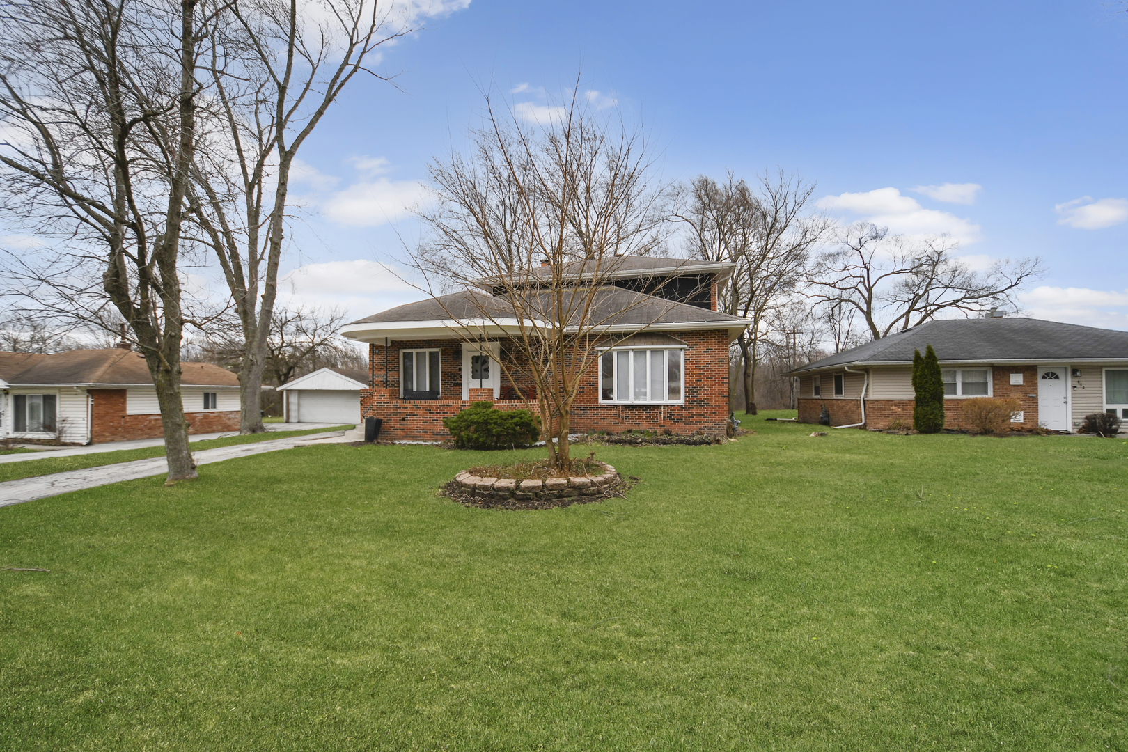 411 Suwanee Street, Park Forest, IL