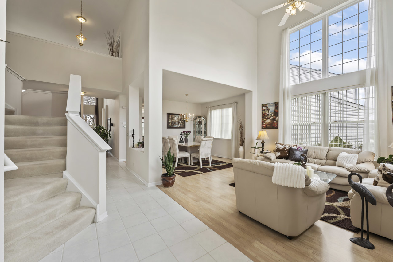 193 S Pleasant Road, Lake Zurich, IL