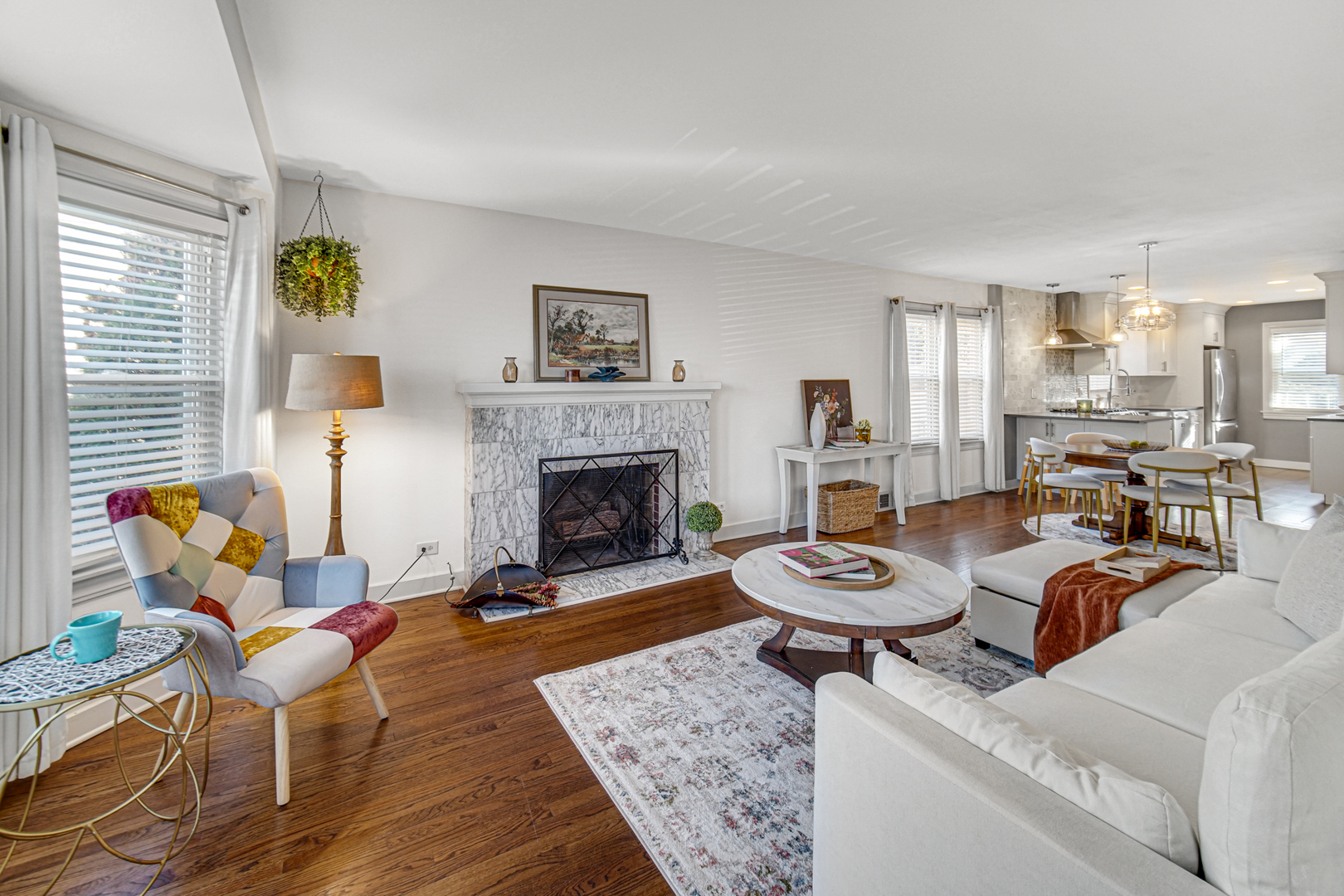 3141 N Odell Avenue, Chicago, IL