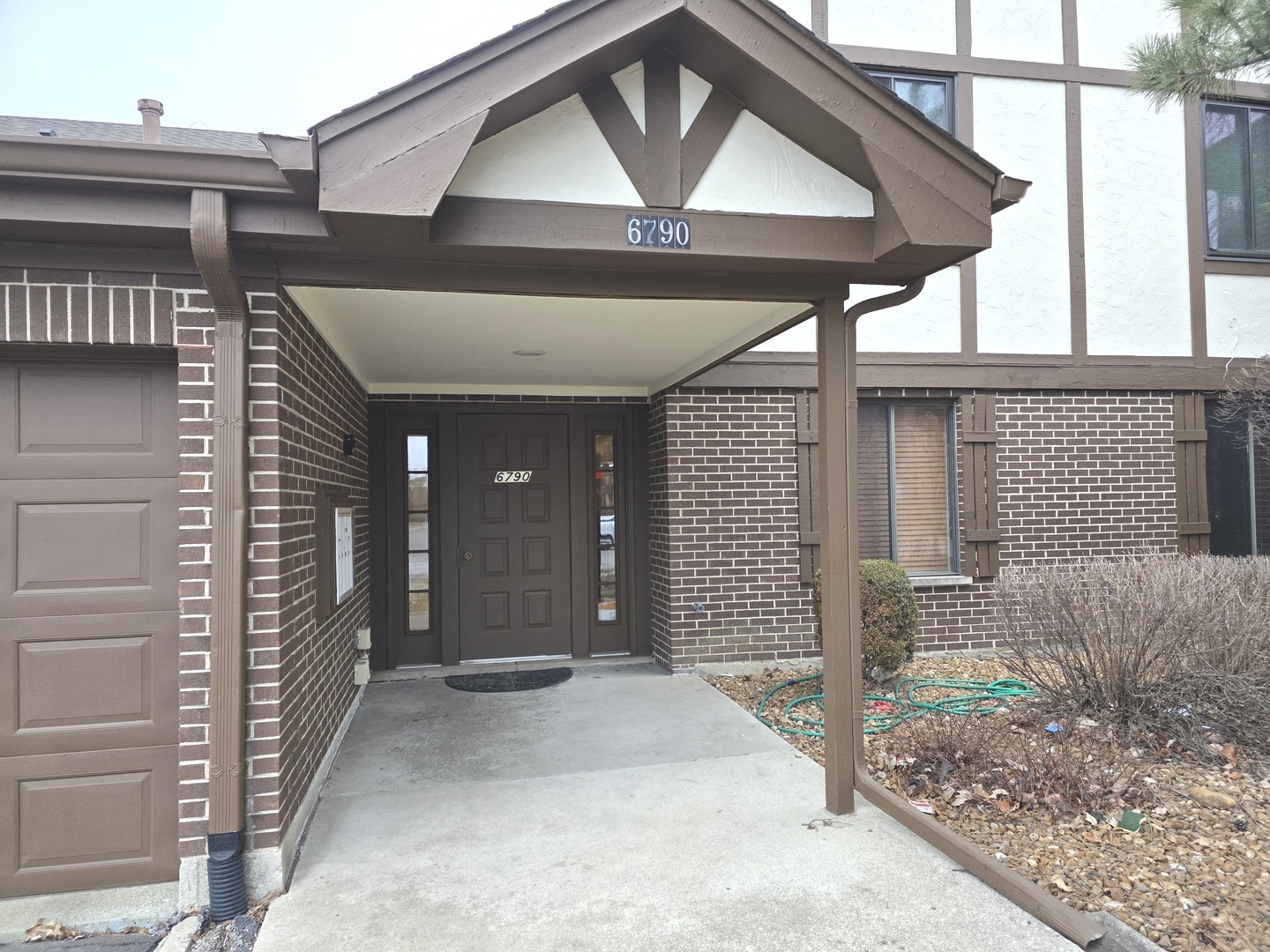6790 180th Street #2, Tinley Park, IL