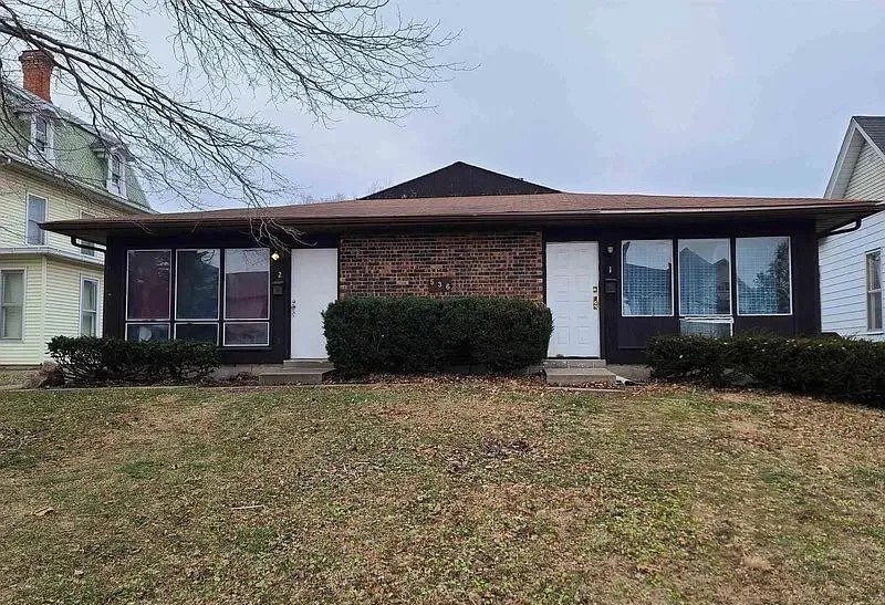 536 10th Avenue, Clinton, IA