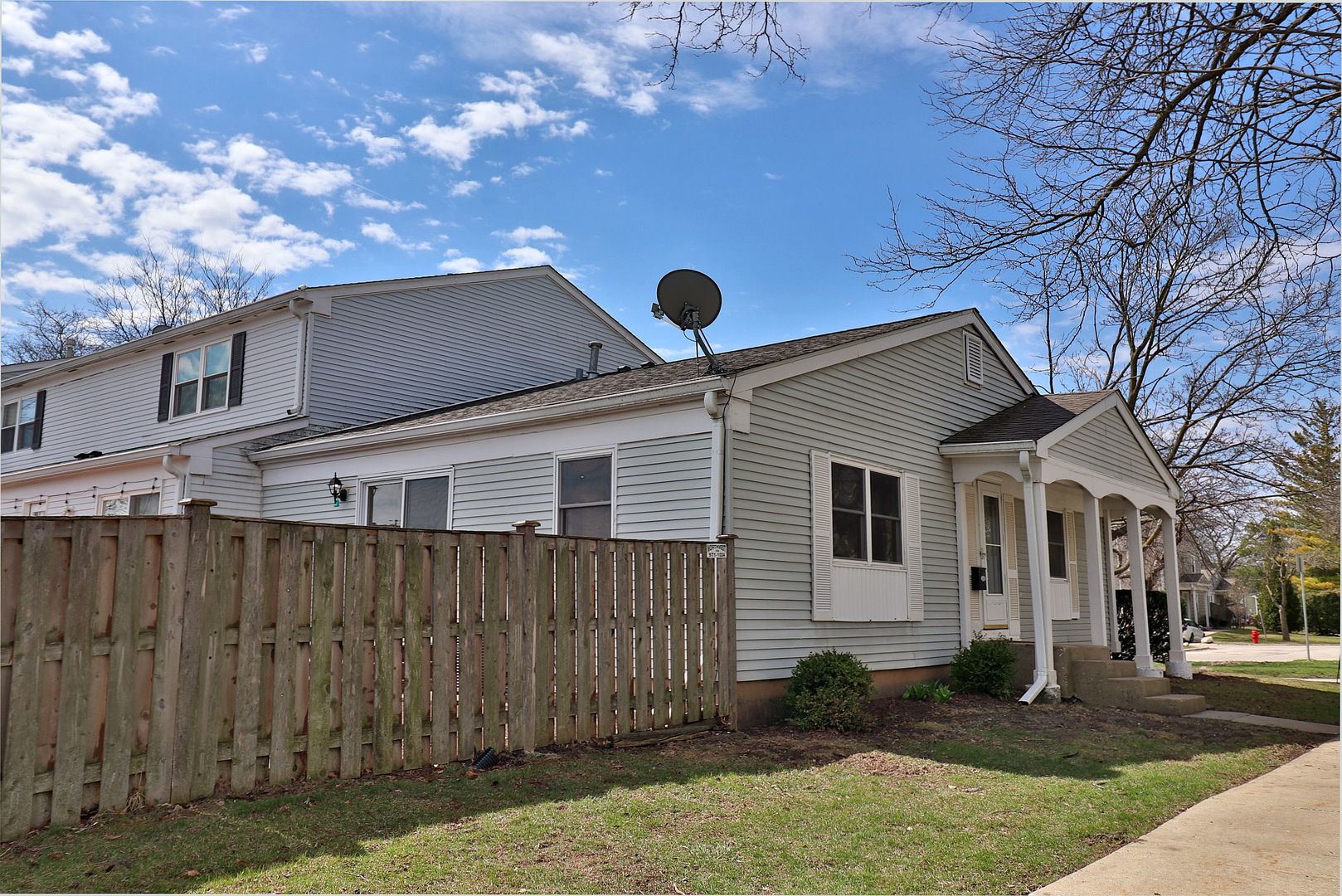 819 Mansfield Court, Schaumburg, IL
