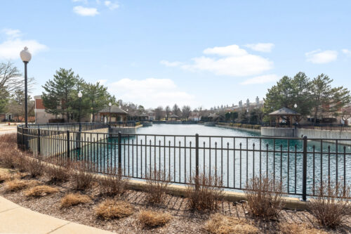 351 Town Place Circle #508, Buffalo Grove, IL