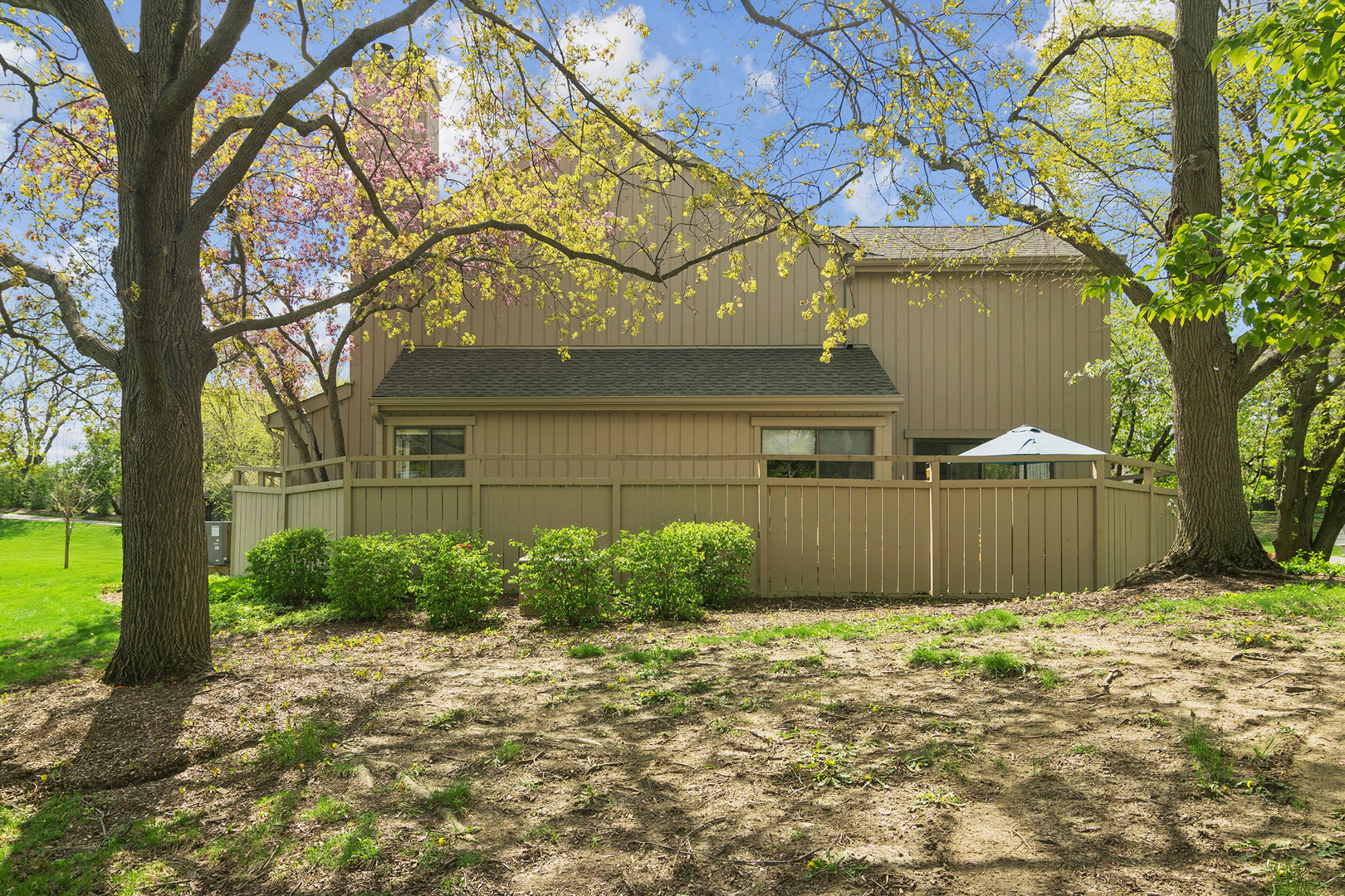 471 Old Barn Road, Lake Barrington, IL
