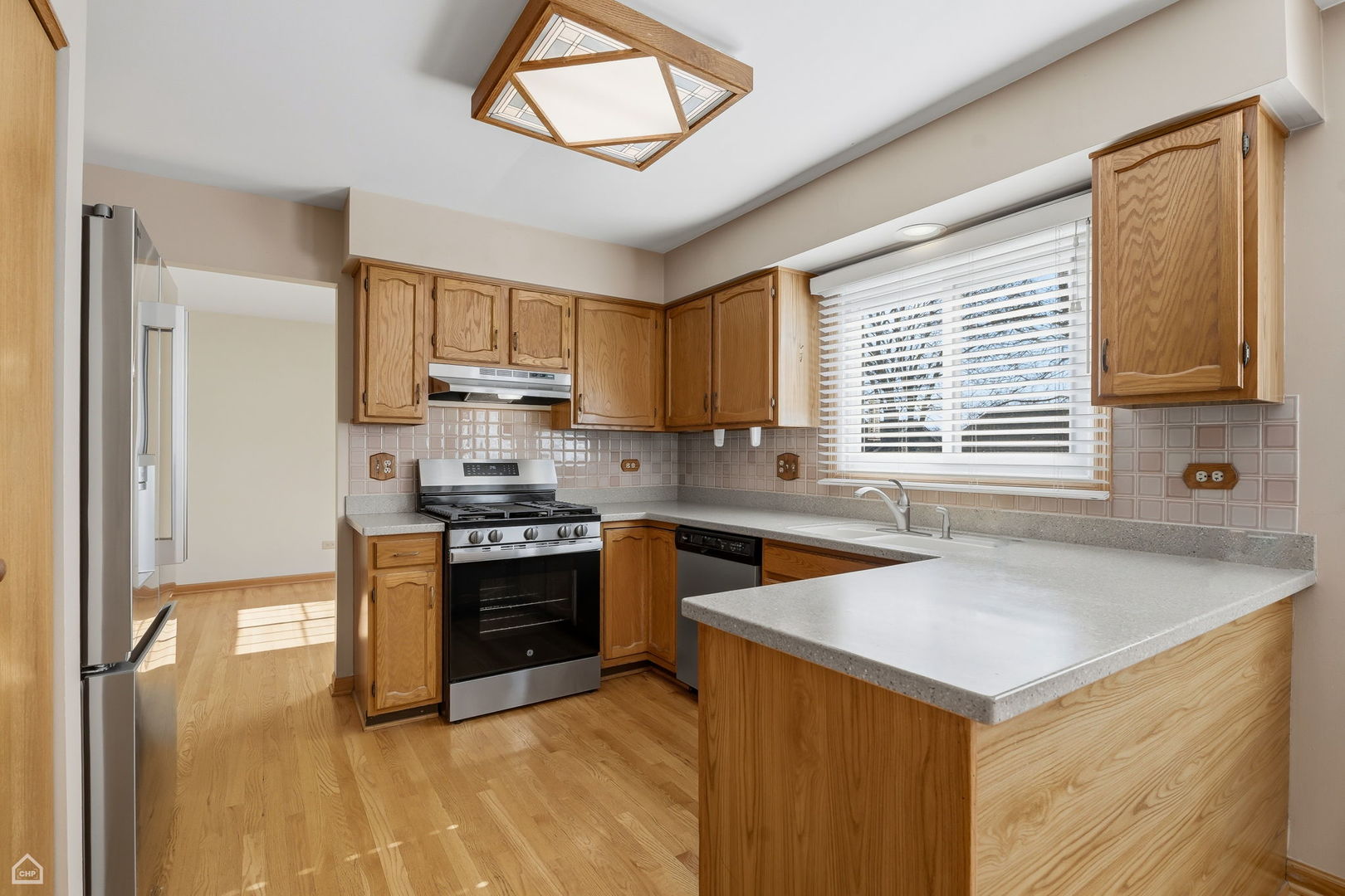 1418 Parkridge Drive, Crystal Lake, IL