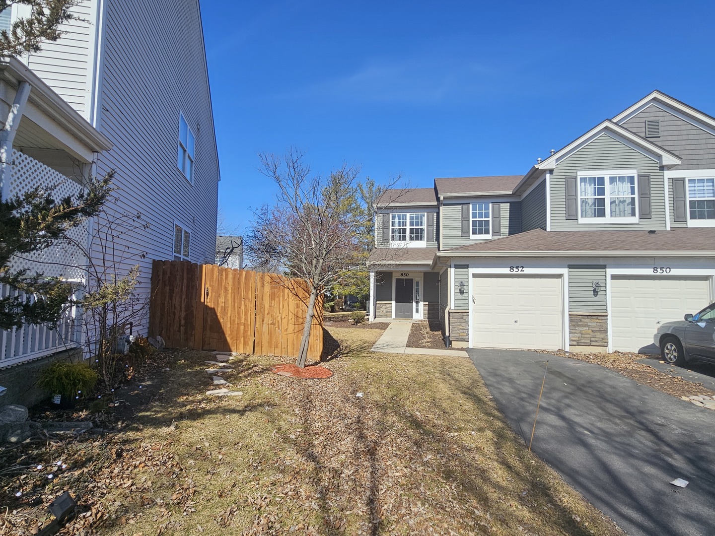 852 Woodewind Drive #-, Naperville, IL