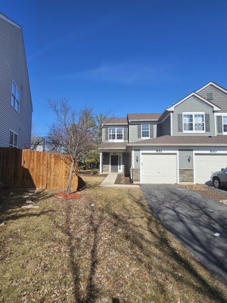 852 Woodewind Drive #-, Naperville, IL