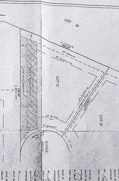 21 Eagle Drive, Genoa, IL