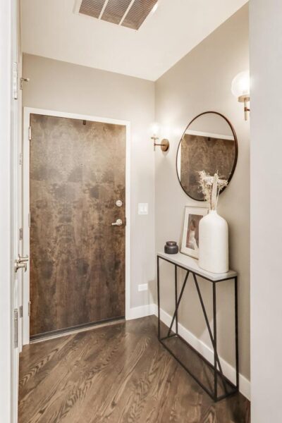 2817 N Oakley Avenue #2N, Chicago, IL