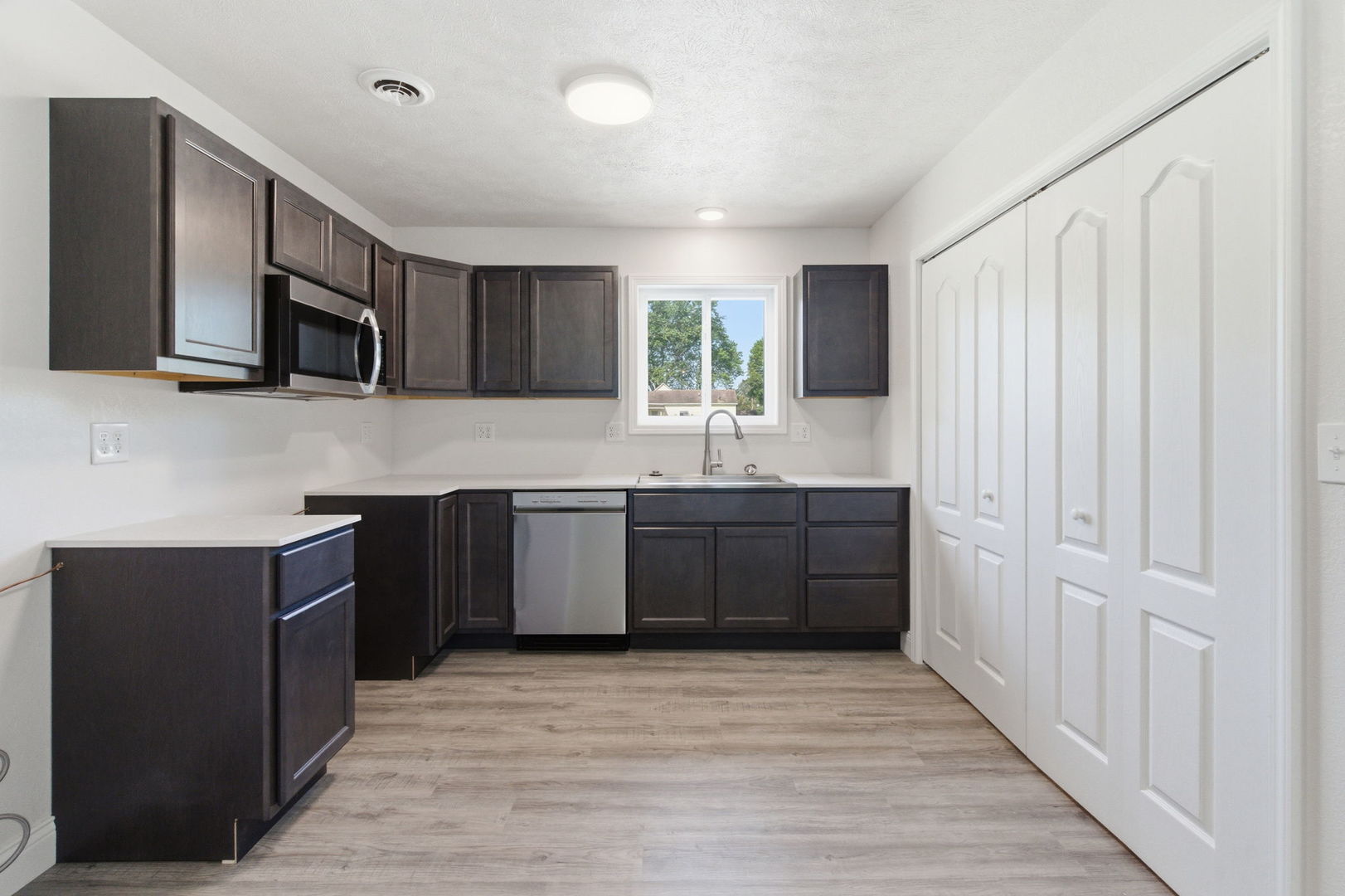 817 W Stotlar Street, Herrin, IL