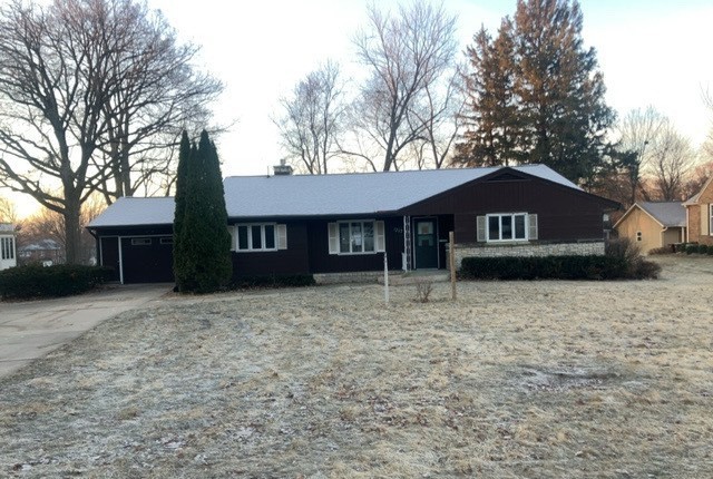 1317 W Stephenson Street, Freeport, IL