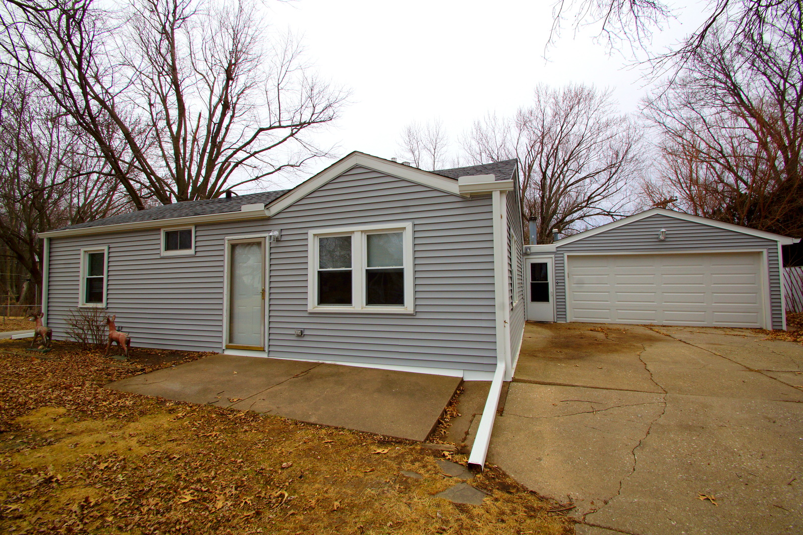 3210 W 68th Street, Davenport, IA