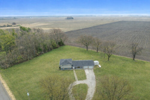 15795 E 2550 North Road, Hudson, IL