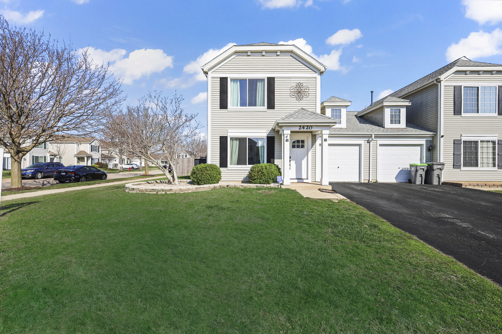 2420 Roxbury Lane, Montgomery, IL