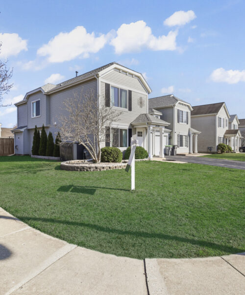 2420 Roxbury Lane, Montgomery, IL