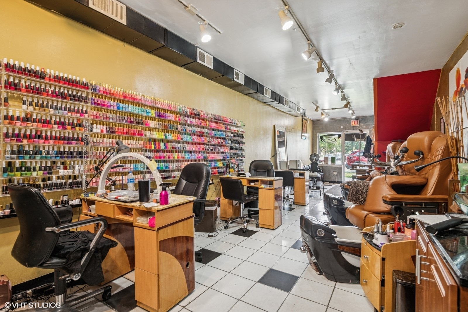 7017 North Avenue, Oak Park, IL