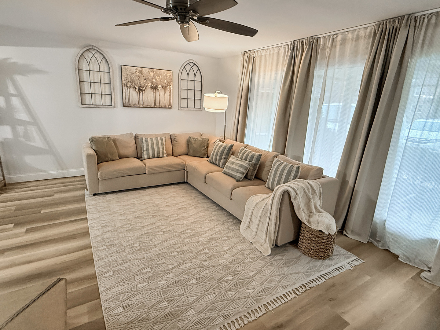 1010 W Atlantic Avenue, Waukegan, IL
