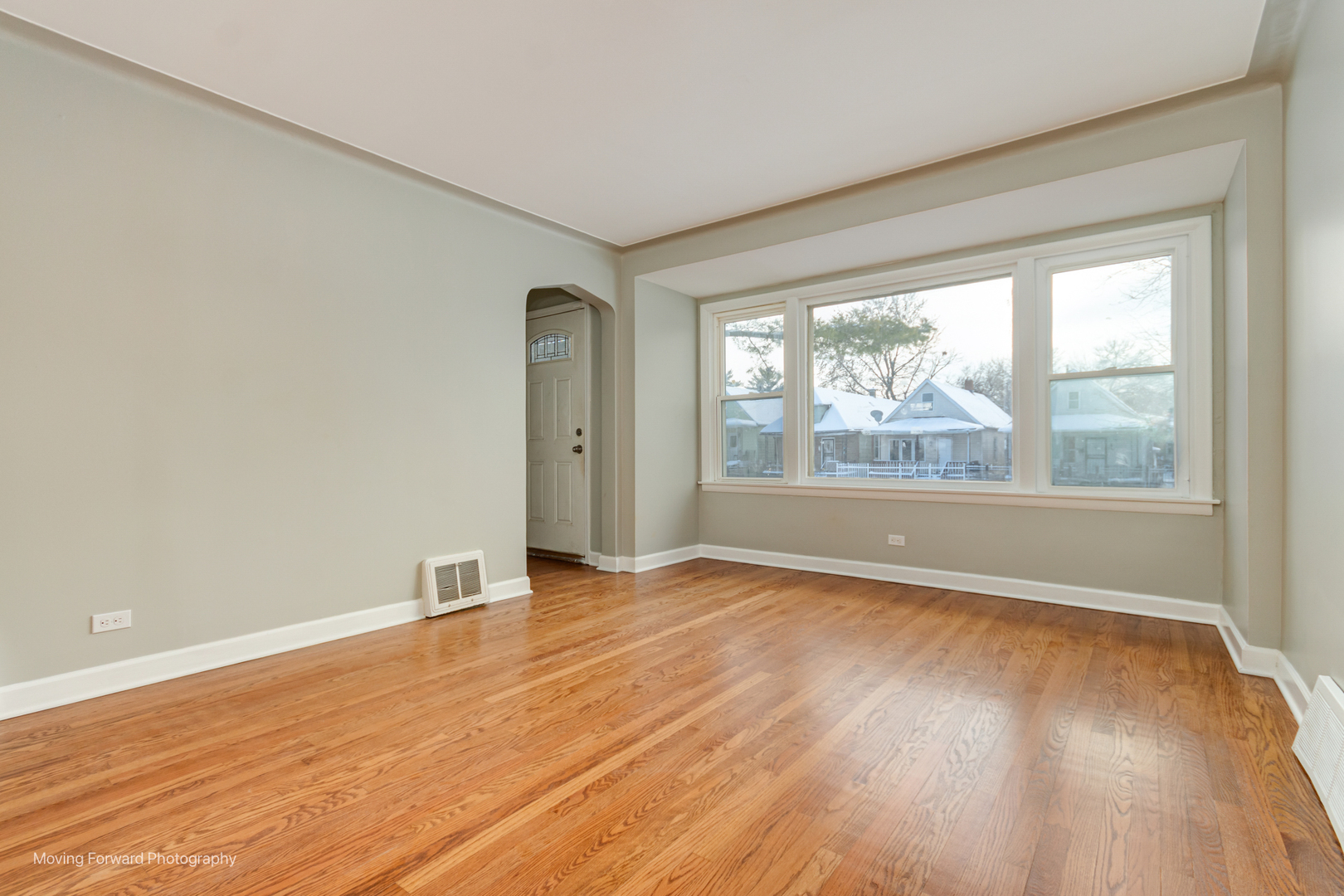 8367 S Baltimore Avenue, Chicago, IL