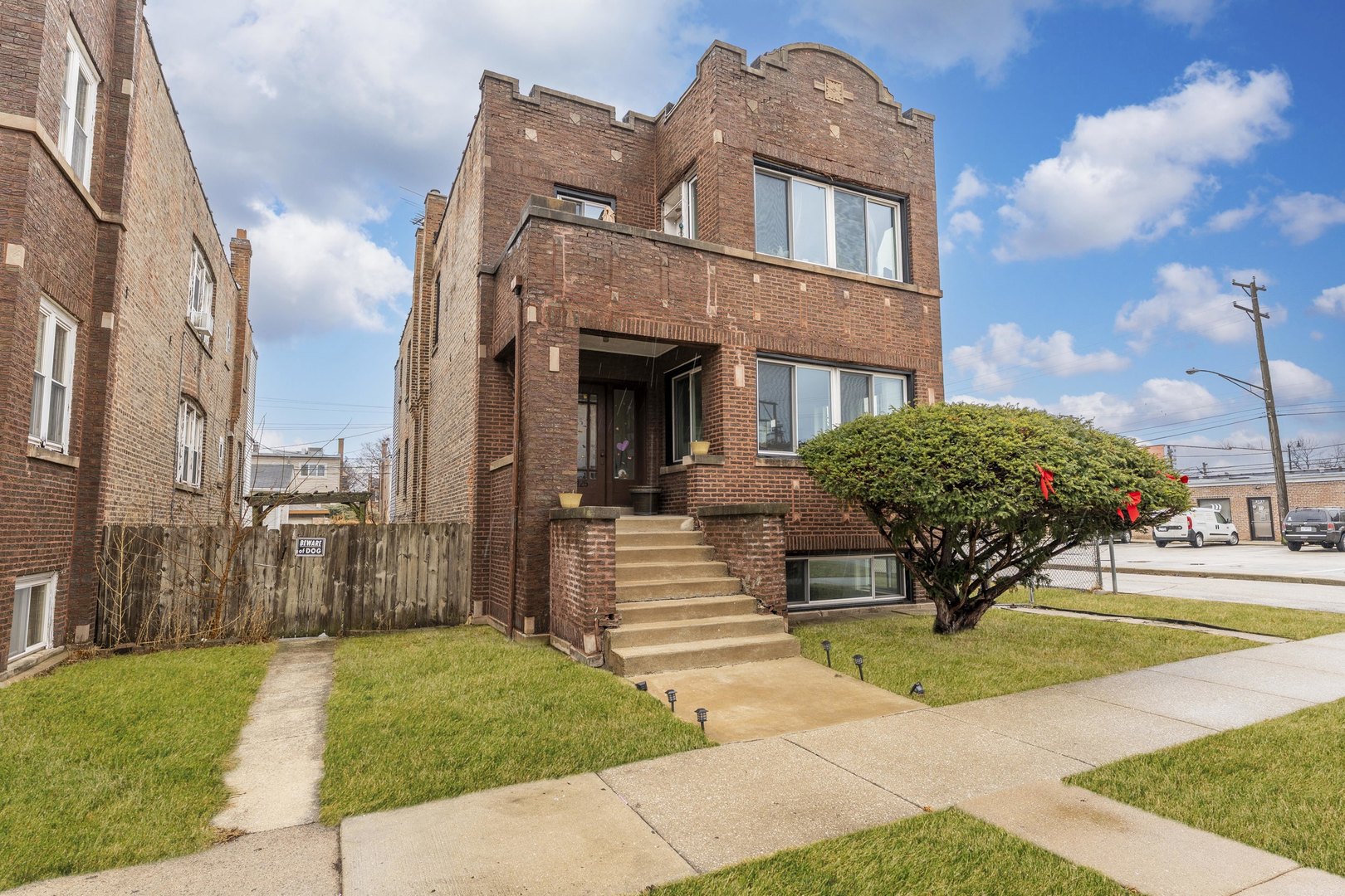 2125 Euclid Avenue, Berwyn, IL