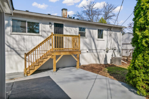 323 Mark Avenue, Glendale Heights, IL