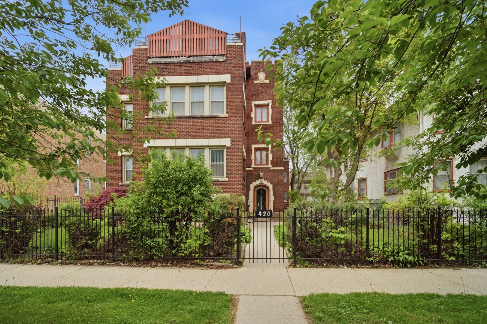 420 N Pine Avenue #3, Chicago, IL