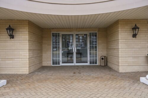 7081 W Touhy Avenue #407, Niles, IL