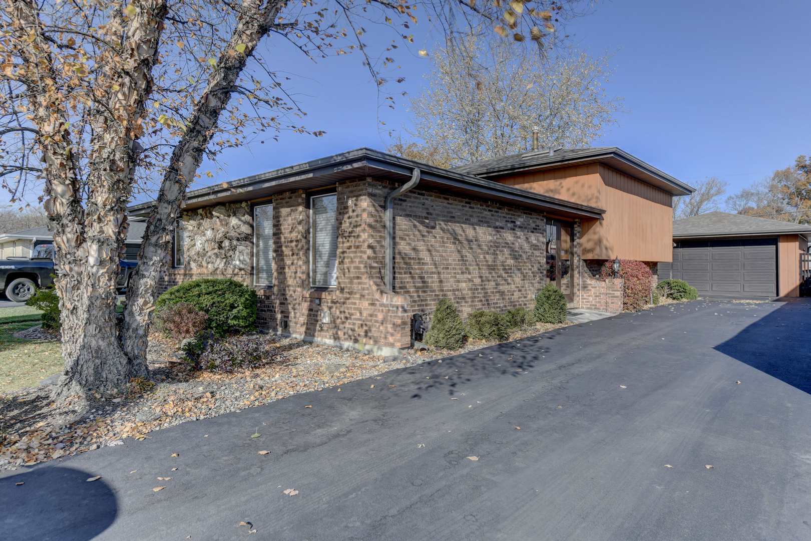 181 W 28th Street, South Chicago Heights, IL