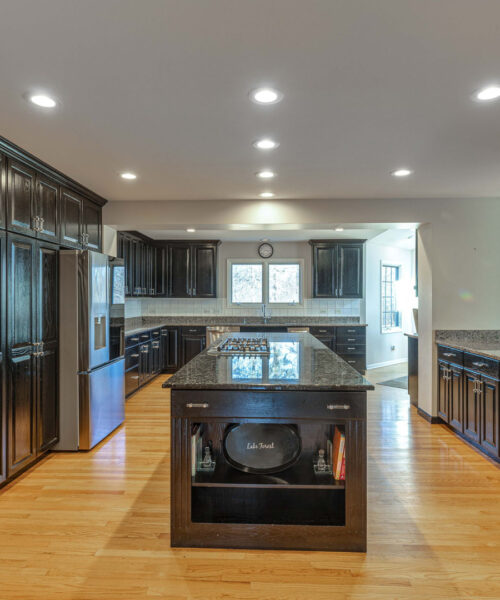 21 N Ridge Road, Lake Forest, IL