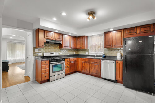 2143 N 76th Avenue, Elmwood Park, IL